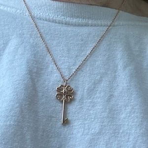 Tiffany 18k rose gold key and chain